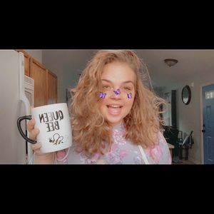 Meet your Posher, Sara